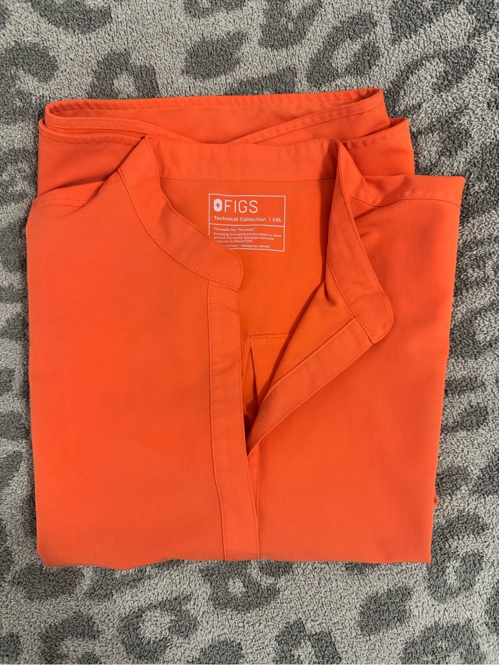 FIGS XXL Rafaela in sunset orange